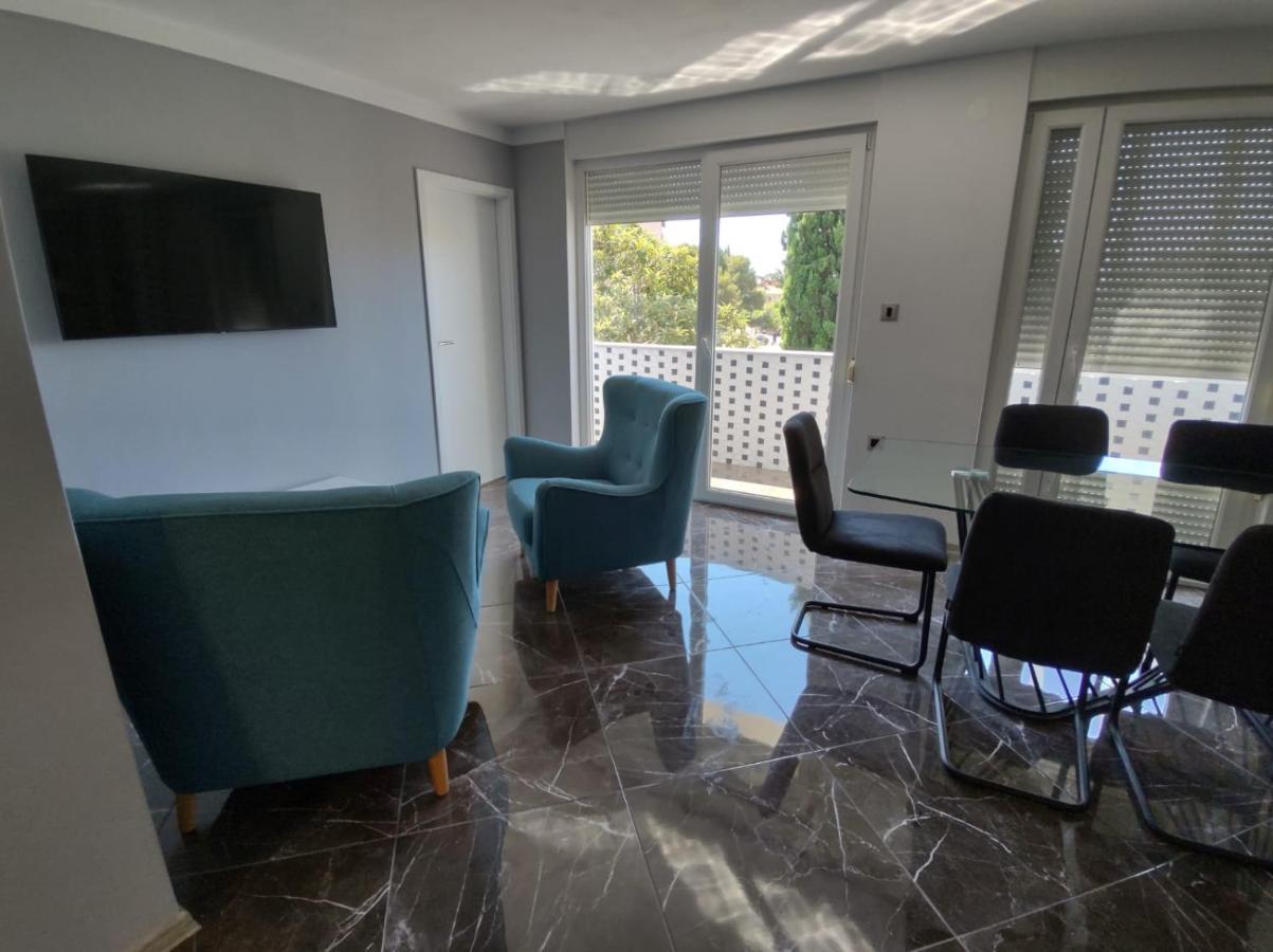 Modern Apartment Ana Rovinj Ngoại thất bức ảnh