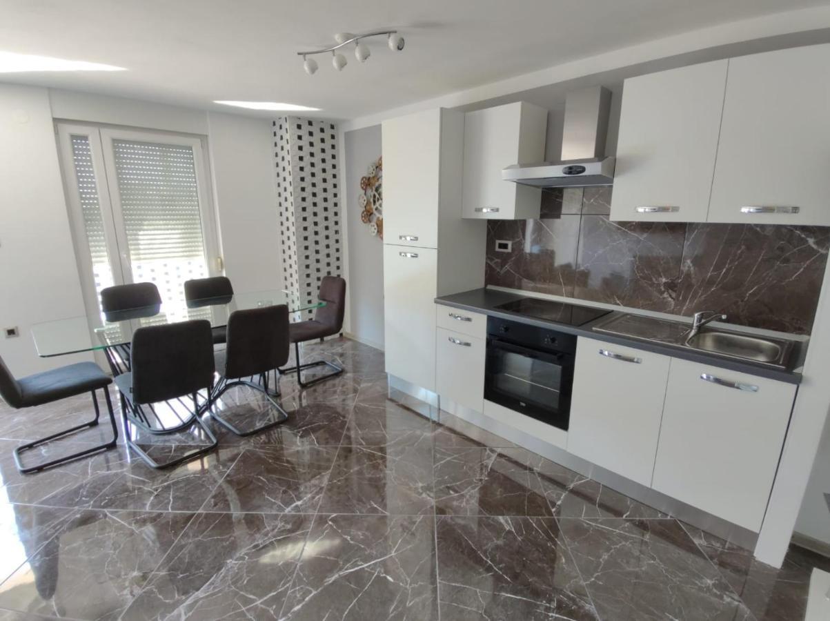 Modern Apartment Ana Rovinj Ngoại thất bức ảnh